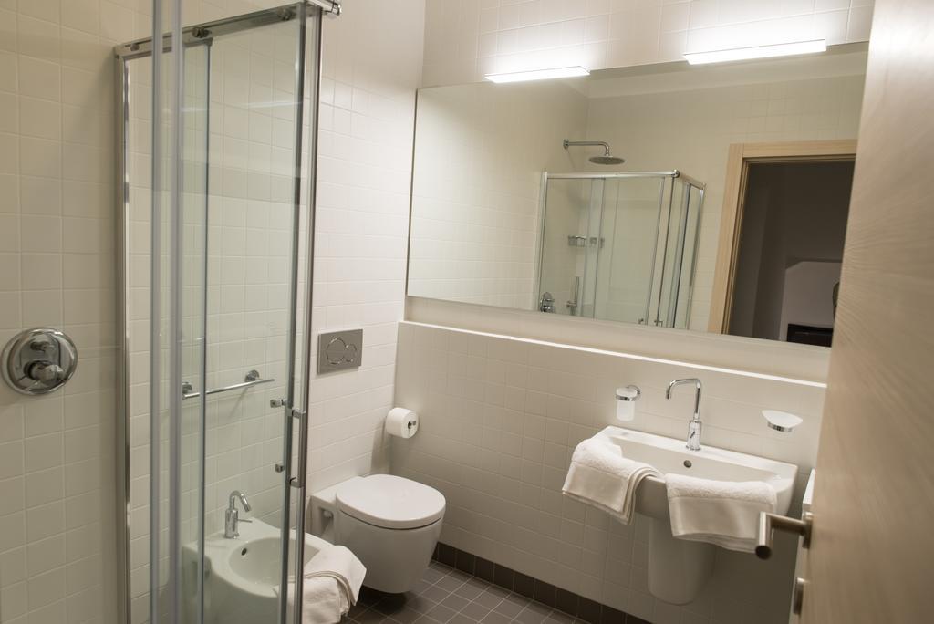 Residenza Luigina Apartment Varenna Cameră foto